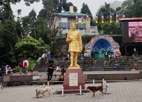 Poet’s Statue at Darjeeling Mall