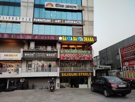 Santa Banta Dhaba, Siliguri