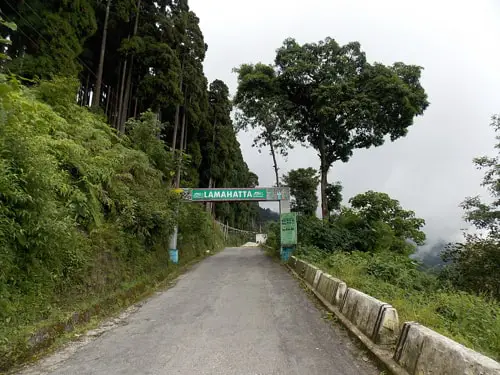 Road to Lamahatta