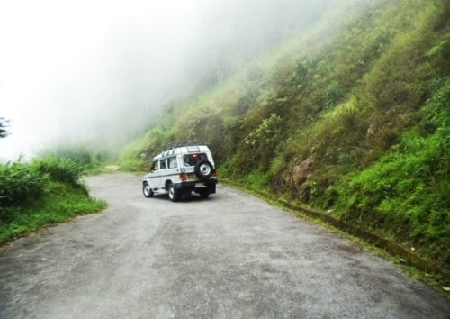 Exploring Darjeeling by car