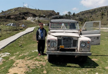 Land Rover for Sandakphu