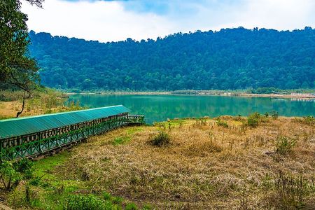 Khecheopalri Lake