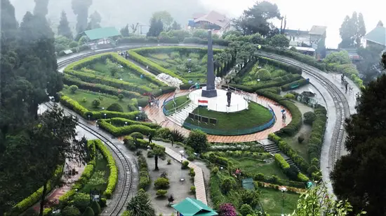 Batasia Loop Darjeeling