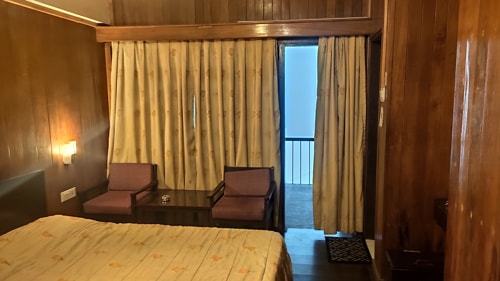Kurseong Lodge Balcony Room