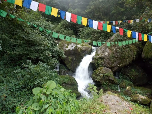 Waterfall near Mangpu
