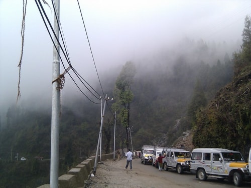 Road to Nathula Pass