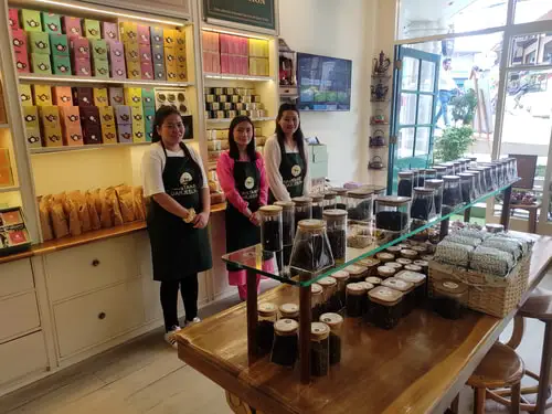 Staff at Mayukh Tea Darjeeling