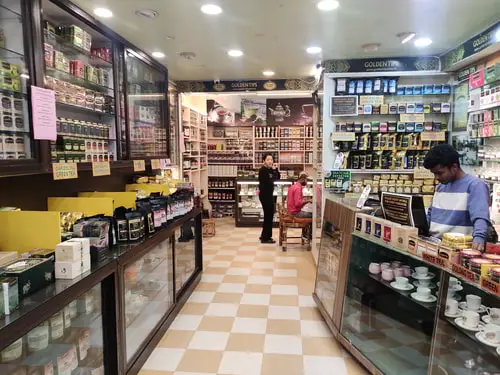 Golden Tips Tea Store Darjeeling